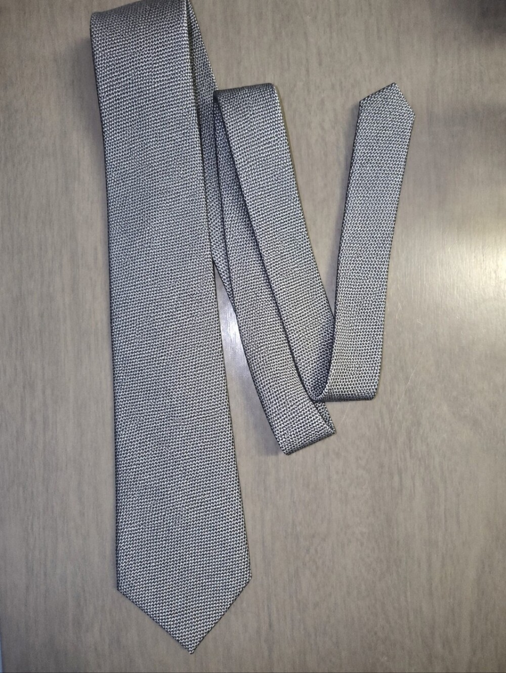 Michael Kors Silver Gray Textured Silk Tie